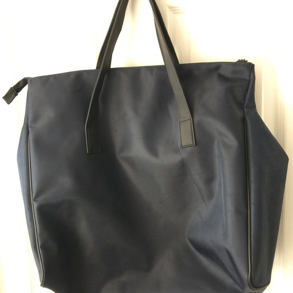 Large Issey Miyake Navy Blue Travel Bag NWT - Picture 4 of 8